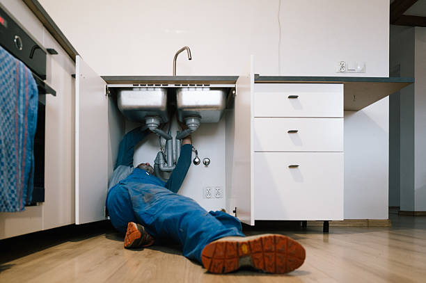 Professional Emergency Plumber technician working in California, PA